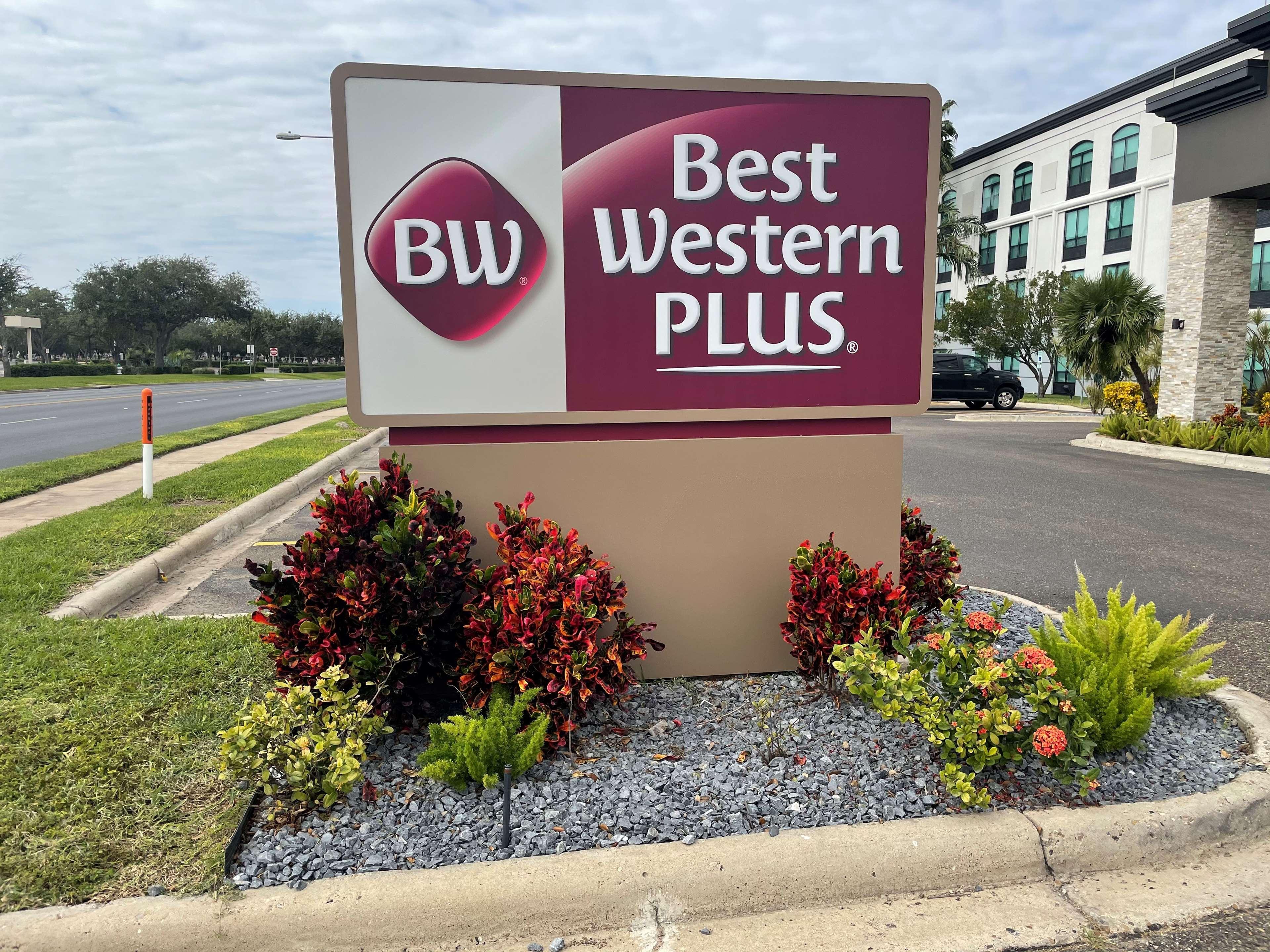 Best Western Plus Mcallen Airport Hotel Exterior photo